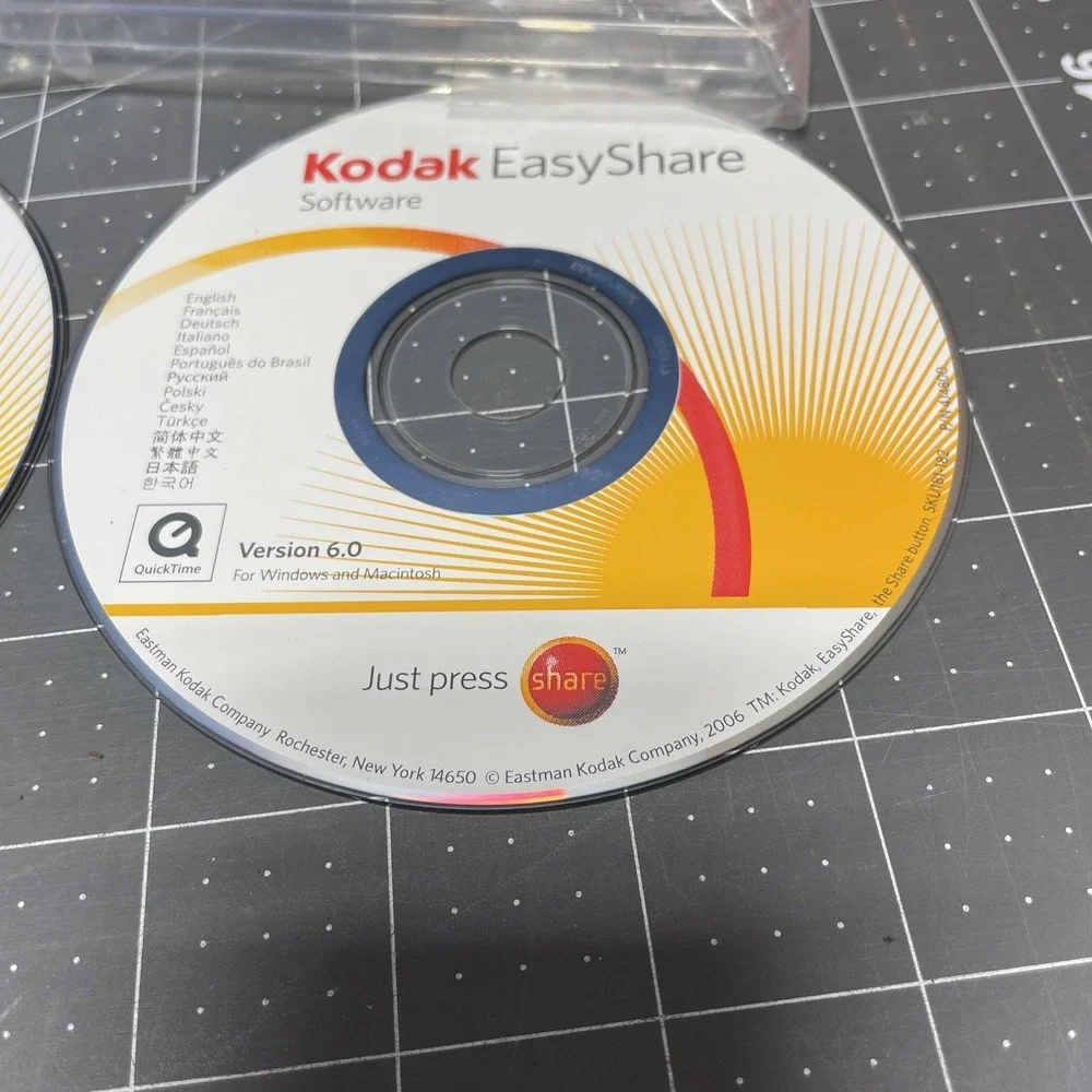 Kodak EasyShare C633 6.1MP Digital Camera - Silver camera only‎ parts or repair